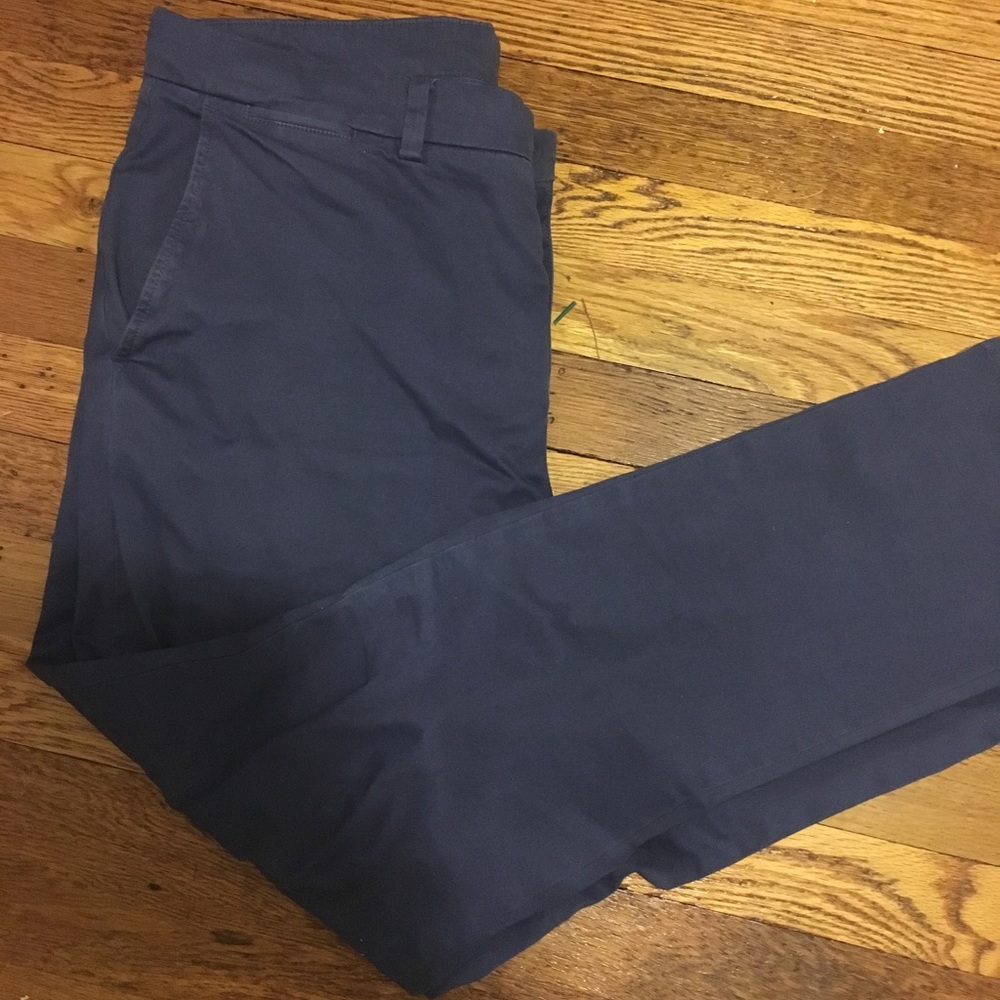 Vineyard Vines men’s blue chino. Slim. 33x30